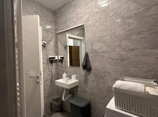 Kashmir * גולובאץ